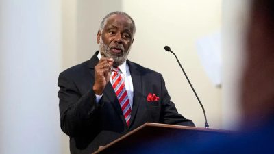 Preaching as an Exegetical Weaver