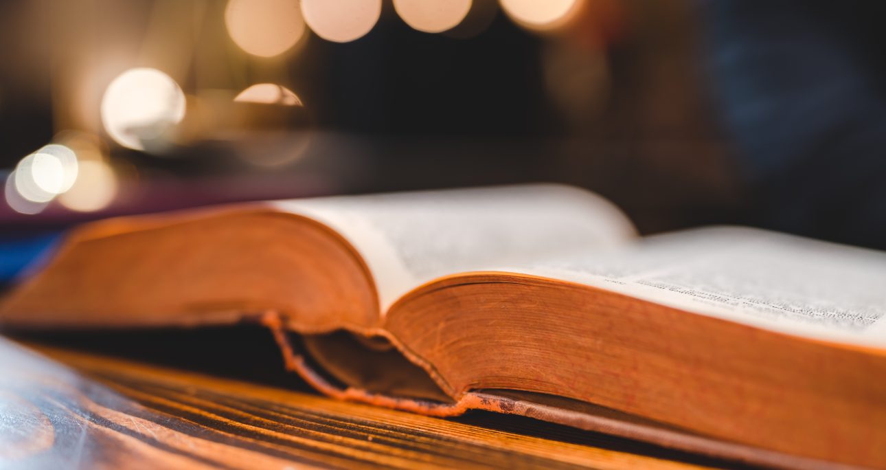 Reclaiming the Publicness of Preaching and Homiletical Suggestions